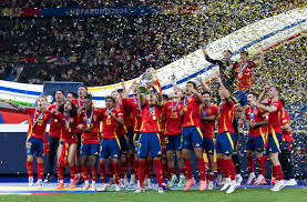 队在赛季中 队在赛季中